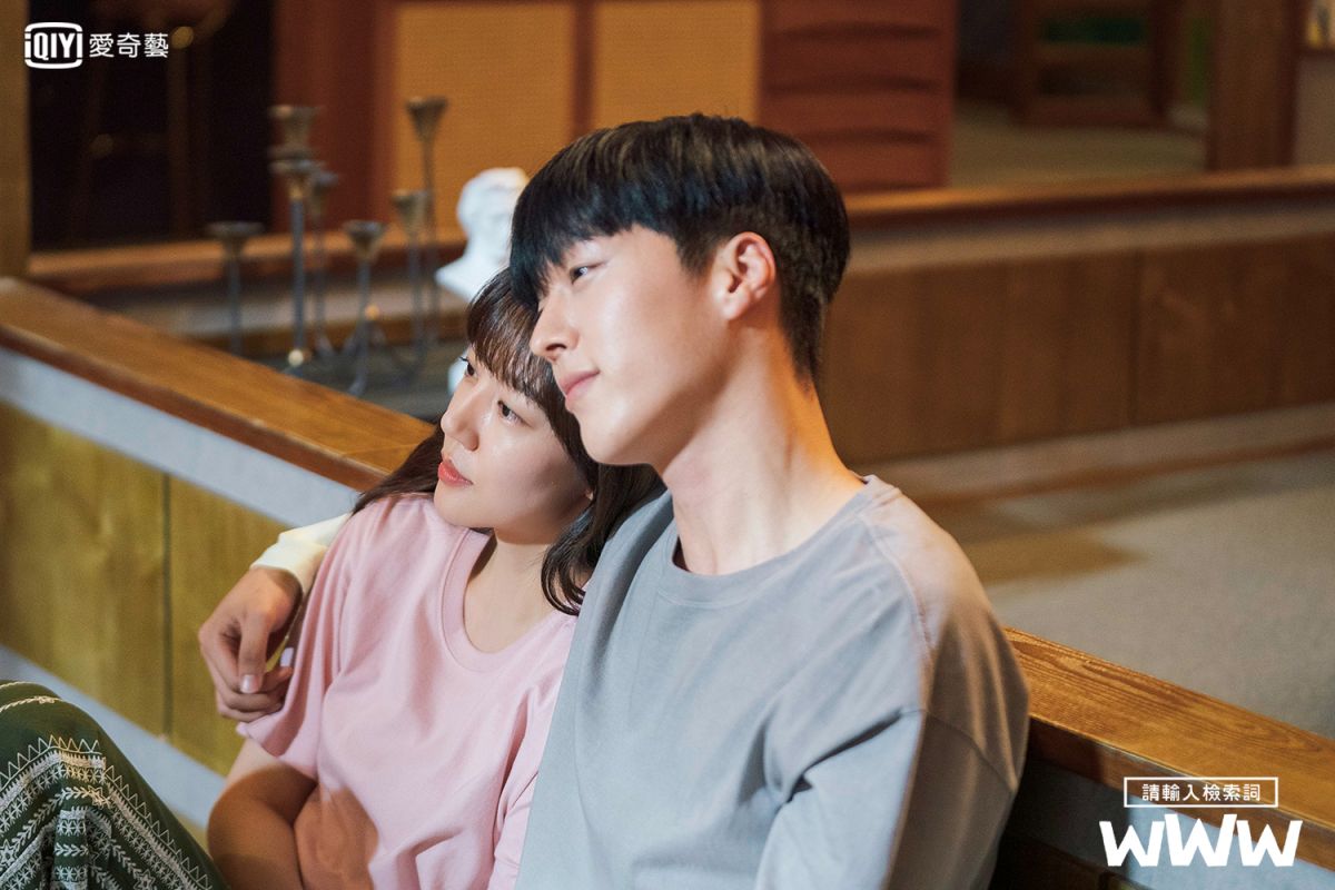 ▲張基龍與林秀晶初見面就發生一夜情，2人最後陷入熱戀。（圖／愛奇藝台灣站）