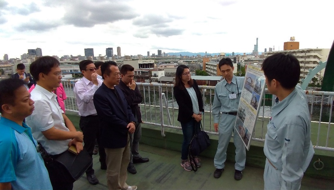 ▲嘉義縣長翁章梁率團參訪海嘯高潮防禦中心。（圖／嘉義縣政府提供）