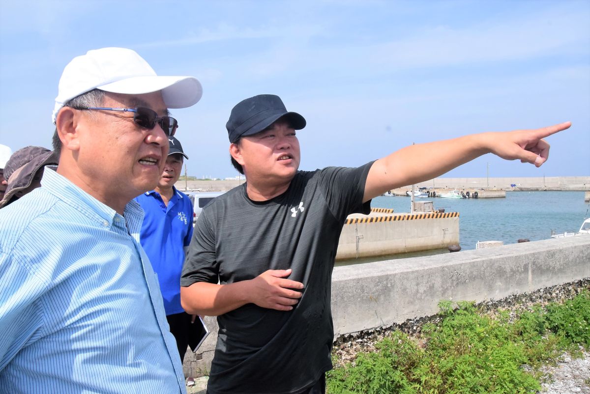 ▲烏崁當地居民主動劃設海域禁漁區，禁採海膽等底棲類海洋生物，同時成立首支保育志工巡守隊，成為社區自主管理的模範。（圖／記者張塵攝，2019.07.09）