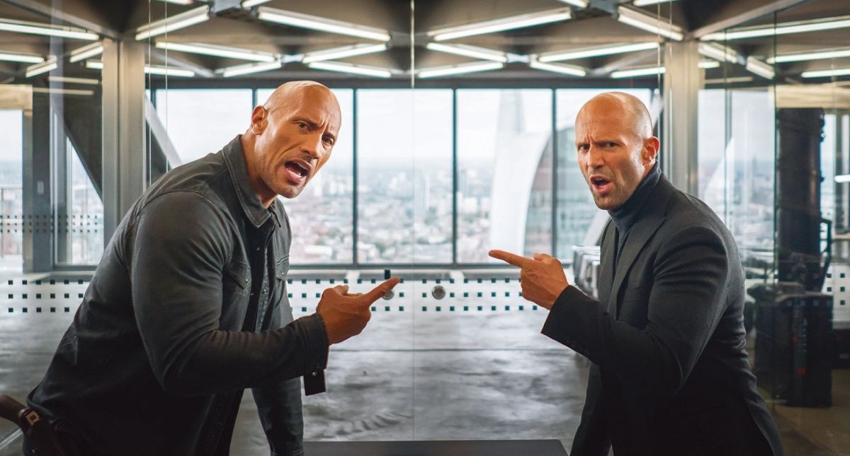 ▲巨石強森與傑森史塔森（圖／環球影業）