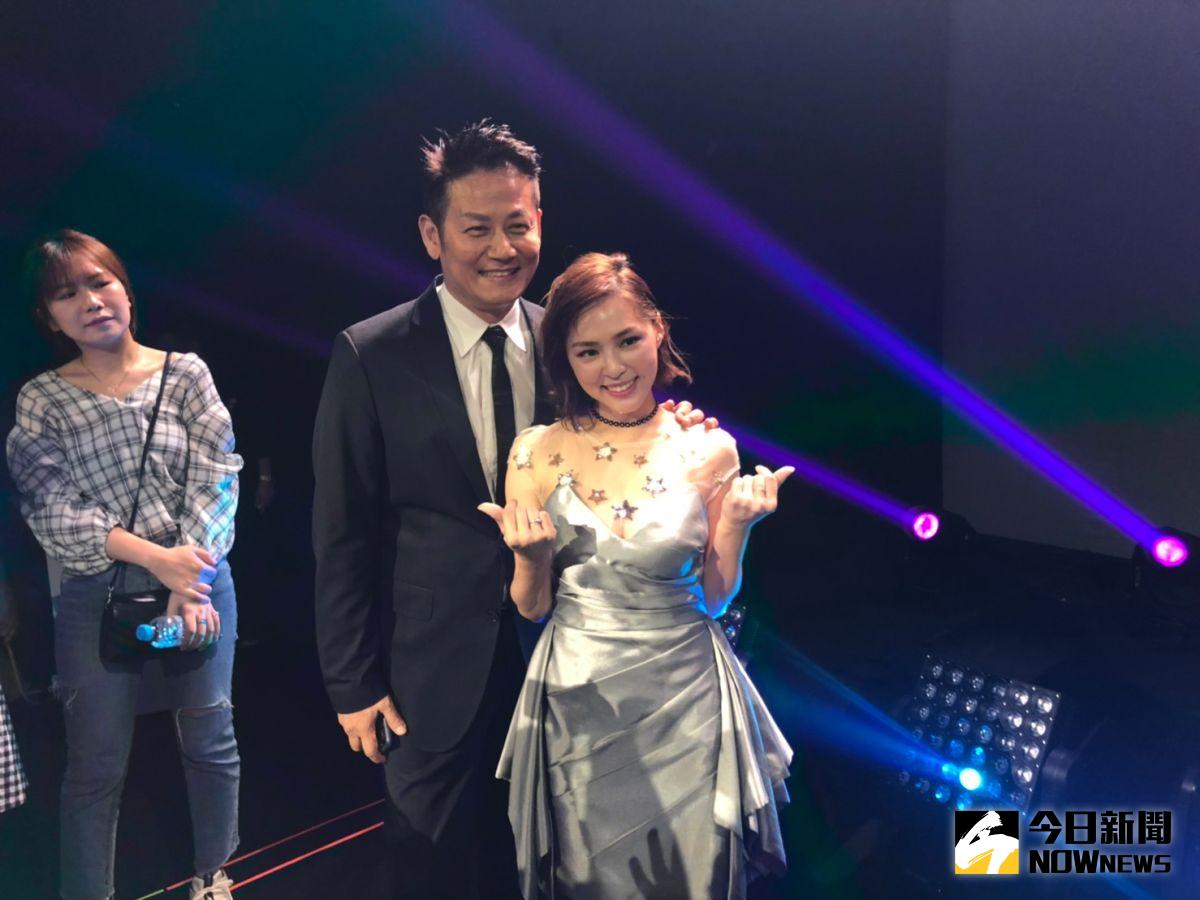 ▲熊熊（右）和徐乃麟一起主持新節目《挑戰吧！大神》。（圖／記者臺孝婷攝2019.7.11）