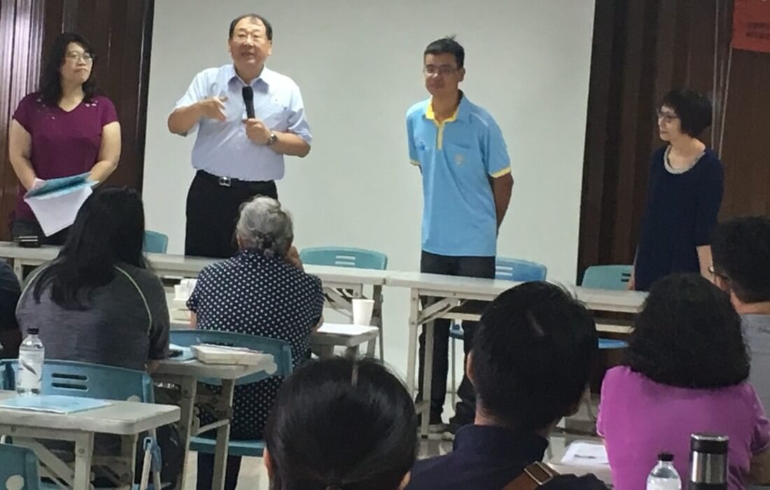 ▲高雄市政府海洋局舉辦水產養殖經營講習活動，由局長趙紹廉(左2)主持。(圖／記者黃謝美蘭攝，2019.07.11)