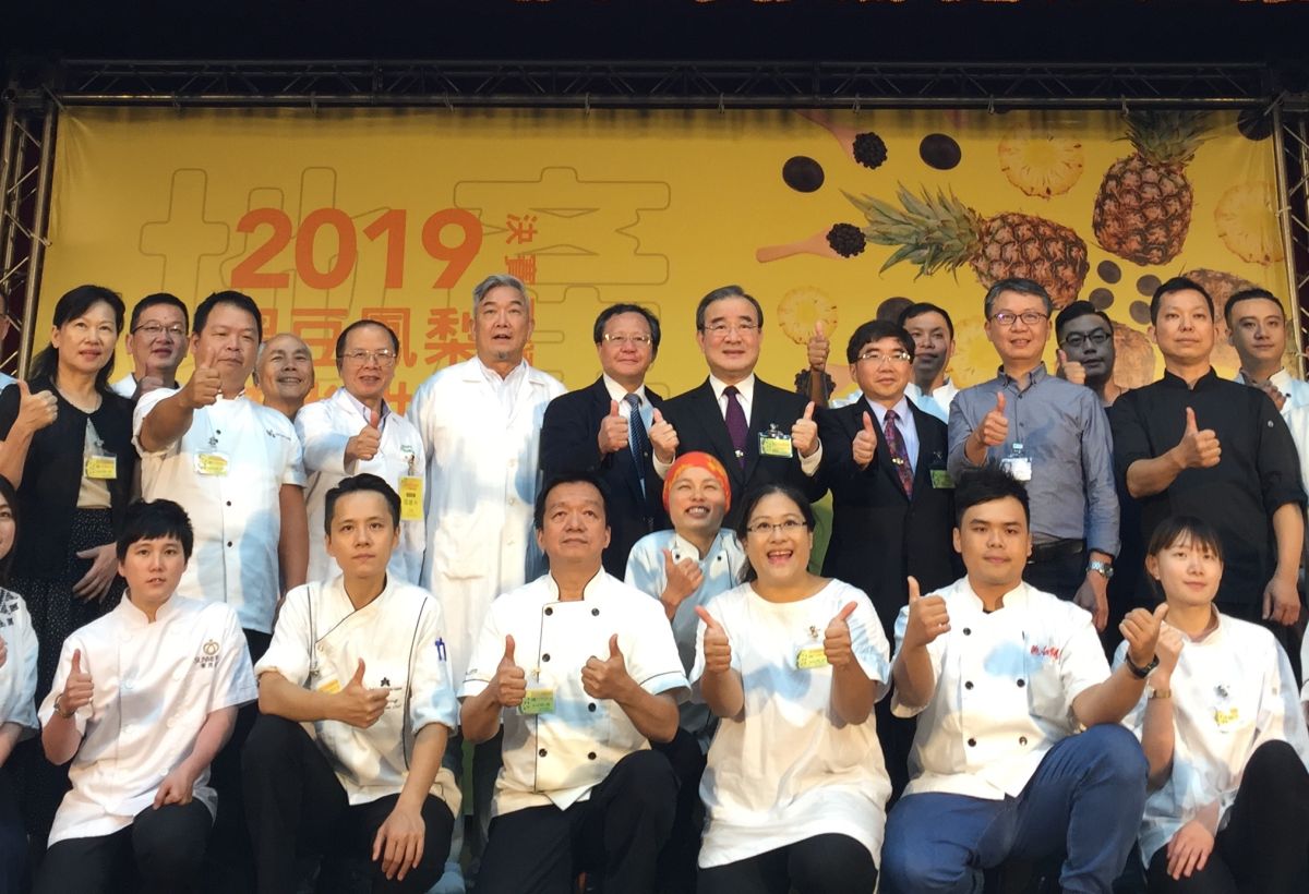 ▲農糧署舉辦「黑豆、鳳梨時尚烘焙伴手禮創意賽」，農糧署署長胡忠一表示，希望農產透過創意躍上國際。（圖／記者黃仁杰攝 , 2019.07.11）