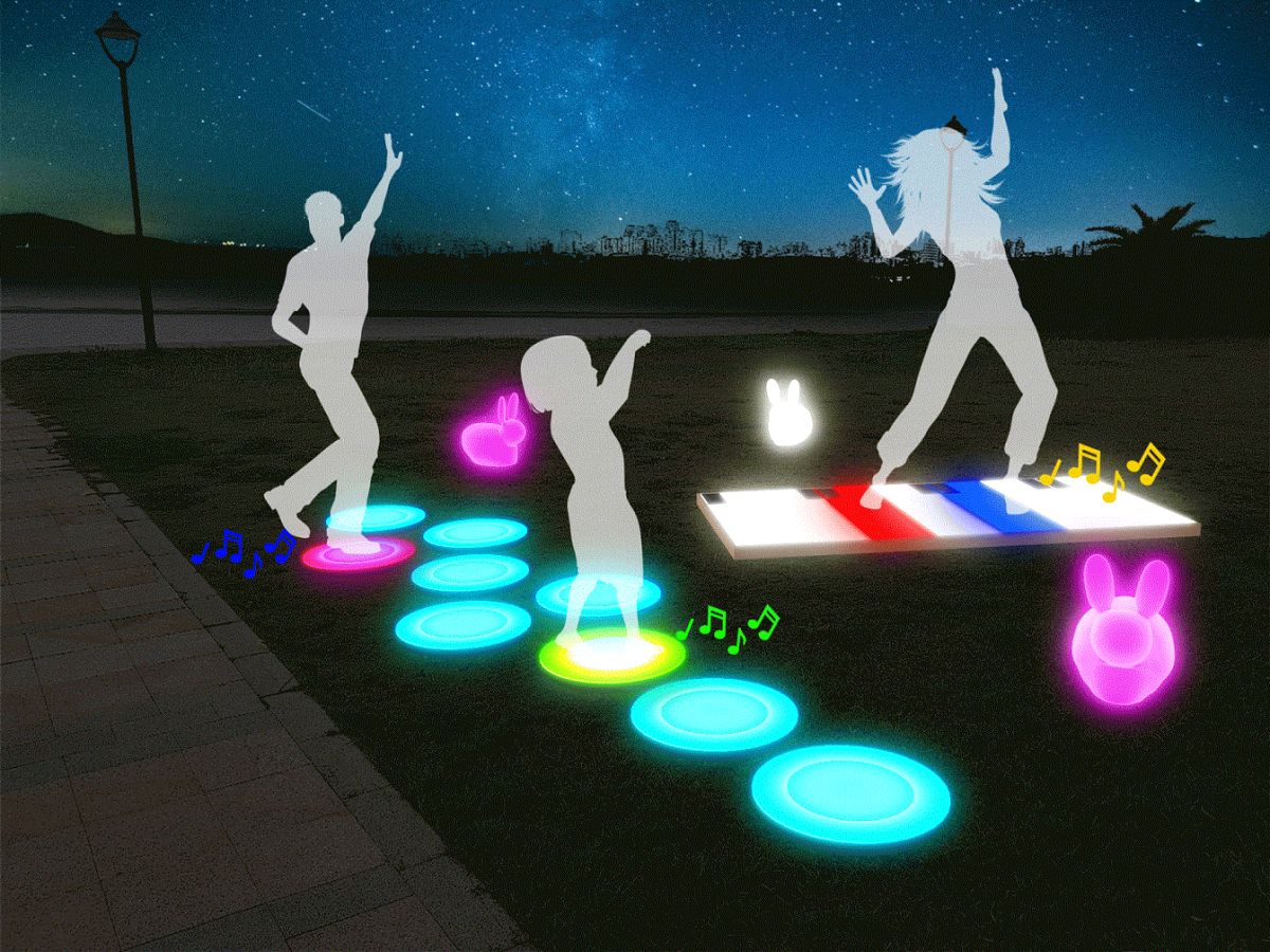 ▲新北市政府今年光雕以「囍悅」為主題，在河濱公園內設置愛戀涼亭、水藍波紋光廊等設施。（圖／新北市高灘處提供）