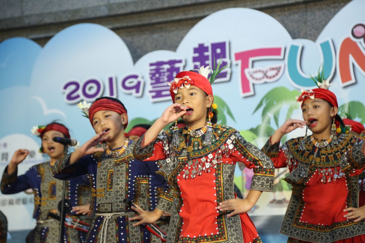 ▲教育部舉辦「2019藝起FUN暑假」記者會，挑出百場免費藝文活動邀請民眾參與。（圖／教育部提供）