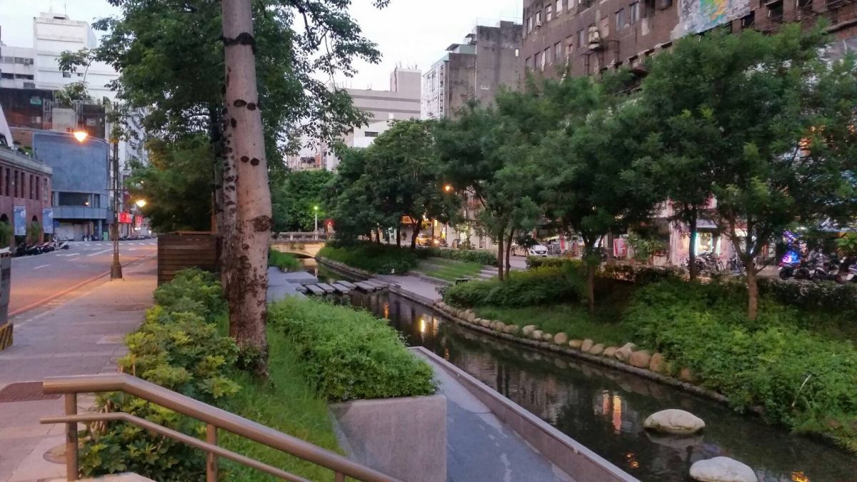 ▲網傳台中市政府展開綠川「滅魚計畫」，市府水利局鄭重澄清。 (圖／水利局提供)