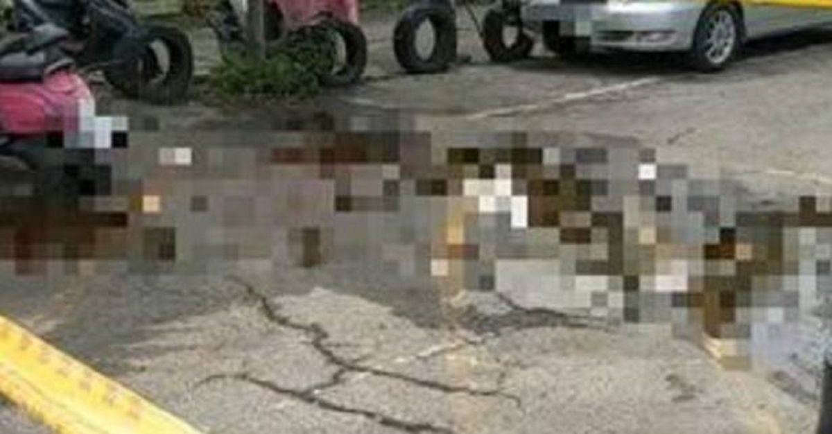 ▲案發現場血跡滿地，警方拉起封鎖線封鎖現場。（圖／記者郭凱杰翻攝，2019.07,13）