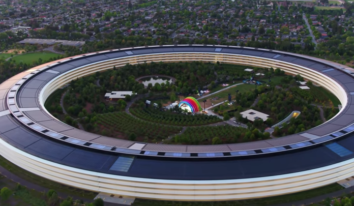 ▲有著甜甜圈造型的蘋果總部，價值高達 41.7 億美元，是全球最貴的建築之一。（圖／翻攝ilounge網站）