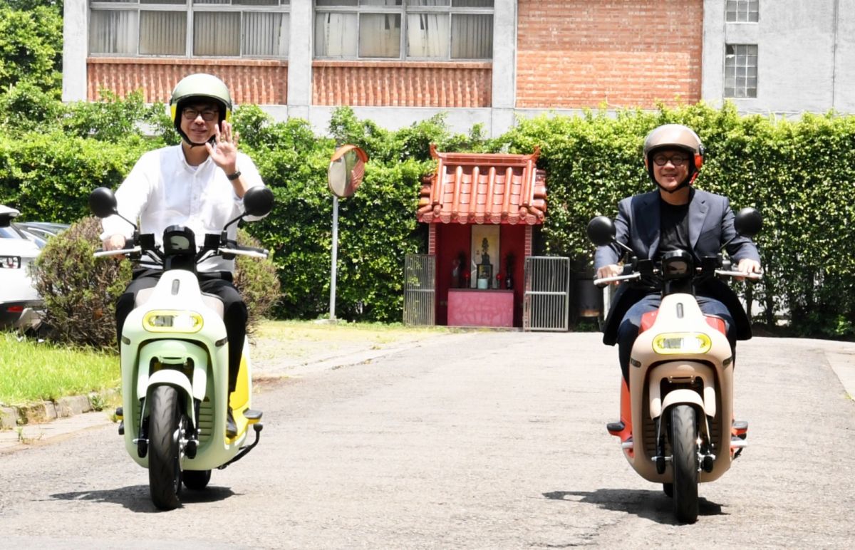 ▲陳其邁今天在桃園受訪時表示，「我的風格是做什麼像什麼，我既然是行政院副院長，我就把我的工作做好。」（圖／行政院提供）