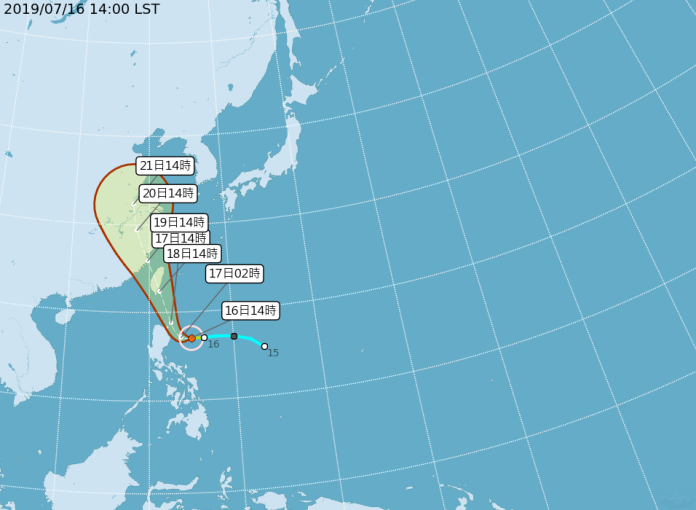 ▲今（ 16 ）日 14 時發展為輕度颱風「丹娜絲」，預測向西北西移動。（圖／中央氣象局）