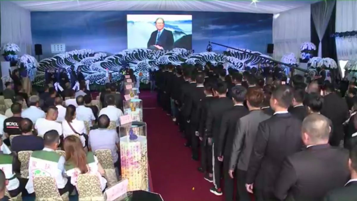 ▲黃村父親的告別式，場面相當浩大，儼然成了地方上的大事。（圖／邱罡明提供2019.7.16）