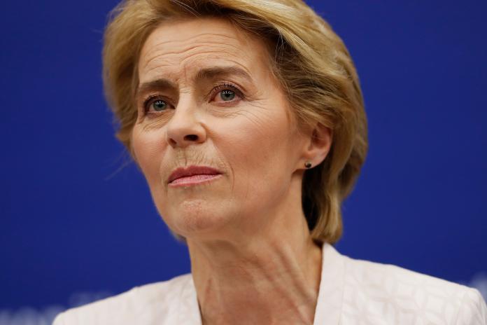 ▲范德賴恩成歐盟執委會首位女主席。（圖／美聯社／達志影像）