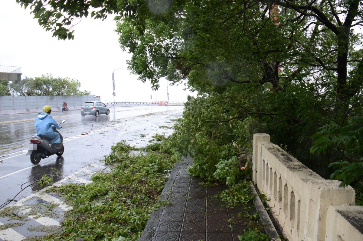 ▲因應颱風來襲，經濟部於今（17）日上午7時開設風災二級災害緊急應變小組。（圖／NOWnews資料照）