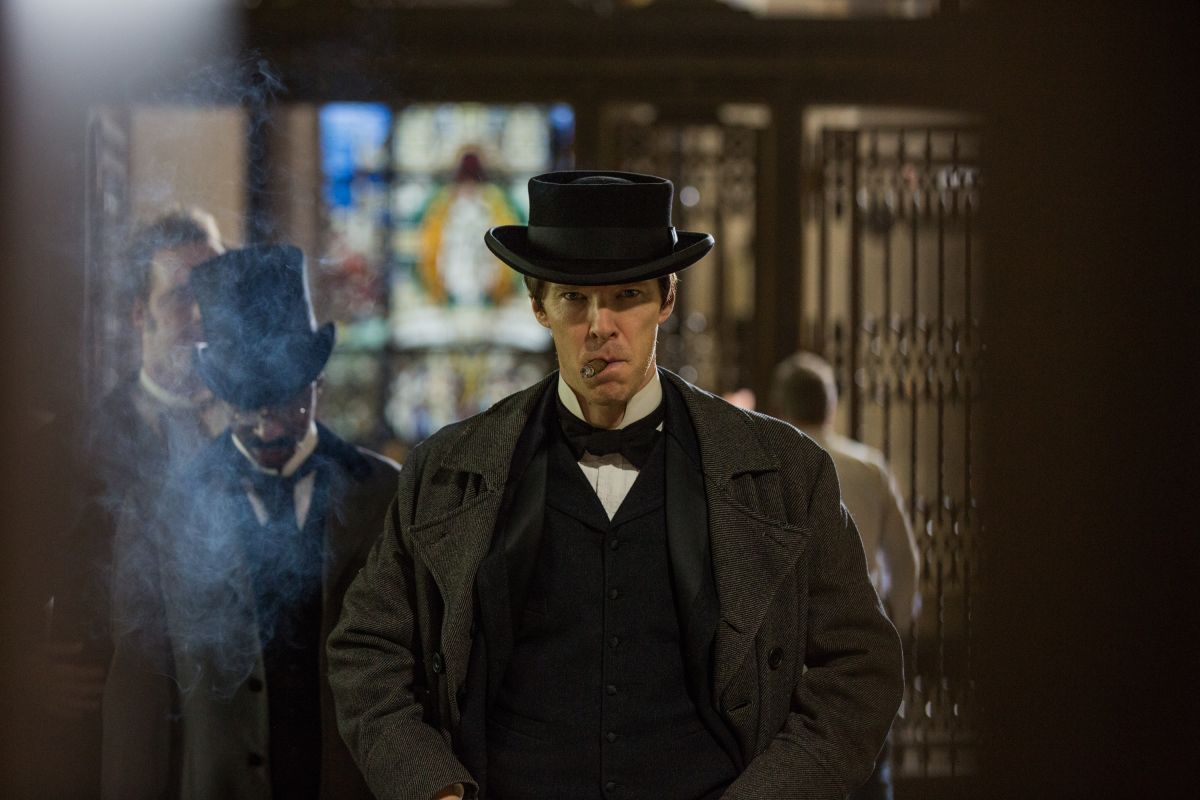 ▲《電流大戰》班尼狄克康柏拜區飾演發明狂人愛迪生（圖／CATCHPLAY）