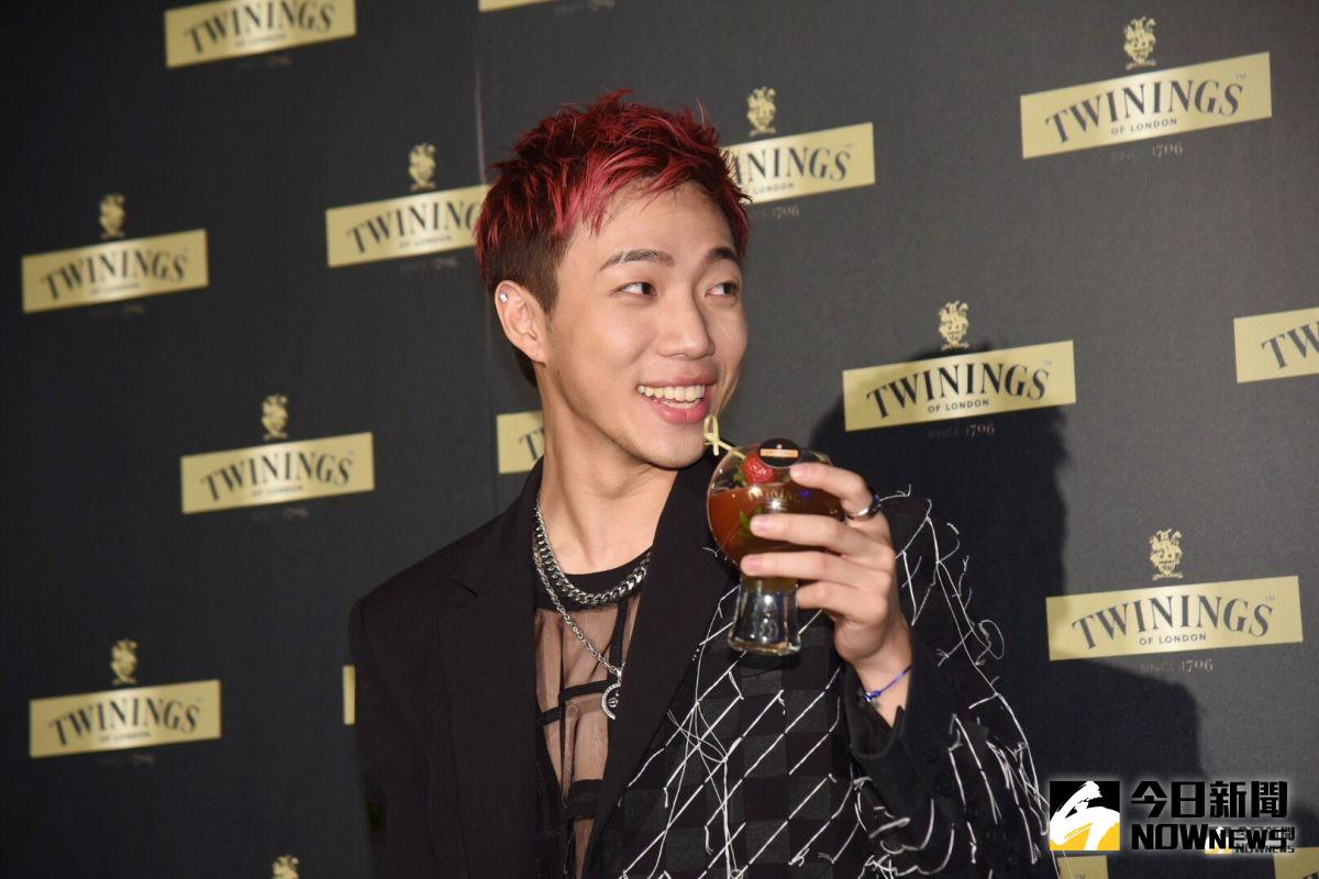 ▲ØZI談緋聞以「天氣好熱」鬼打牆回應。（圖／記者陳明安攝, 2019.07.18）