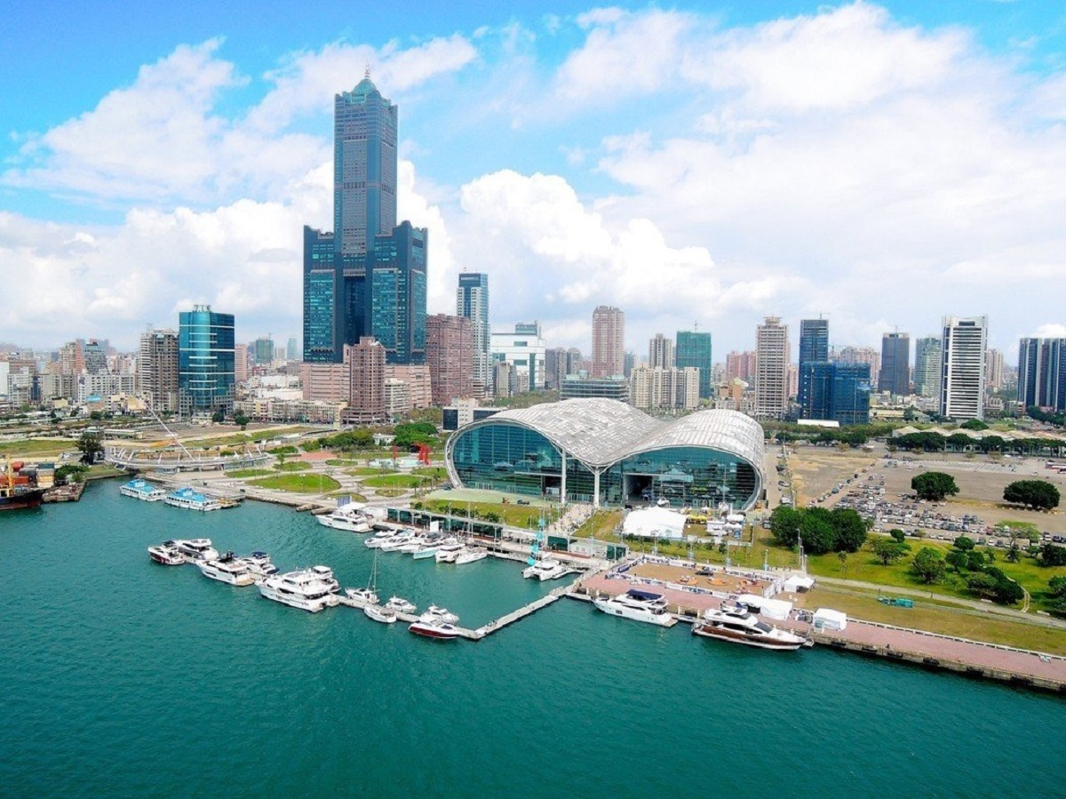 ▲高雄高醫周邊擁有緊鄰公園、捷運、商圈等優勢，也是串聯高雄的重要門戶地段，整體環境條件相當優異。（圖／翻攝自網路）