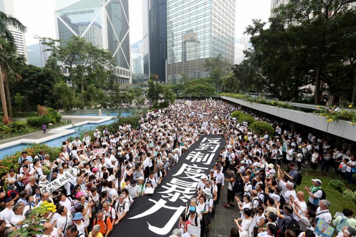 ▲香港721遊行將登場，港警卻下令遊行必須提前結束。（資料照／美聯社／達志影像）
