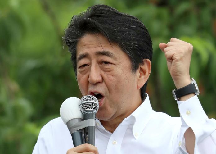▲安倍晉三成為日本在位時間最長的首相。（圖／美聯社／達志影像）