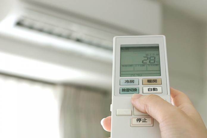▲炎炎夏日，不少人都待在家吹冷氣，近日一位人夫就表示自己冷氣都開26度至29度，但電費仍然相當驚人。（示意圖／取自 PhotoAC ）