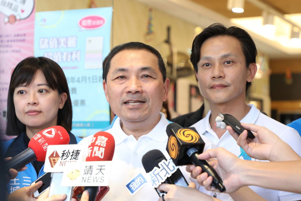 ▲新北市長侯友宜今天受訪力挺朱立倫，並強調將心思擺在為台灣做事才最重要。（圖／記者蔡琇惠攝，2019.07.22）
