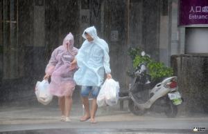 快訊／國家警報又響了！台中等4縣市大雷雨　最新暴雨警戒區出爐
