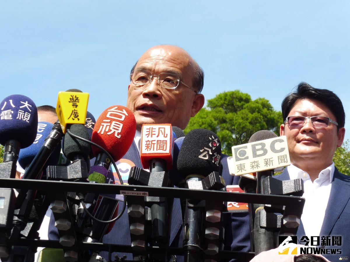針對高雄市長韓國瑜指中央只看高雄災情一事，行政院長蘇貞昌23日受訪時表示，高雄災情最嚴重，不看高雄看哪裡?（圖／記者 林人芳攝,2019,07,23)