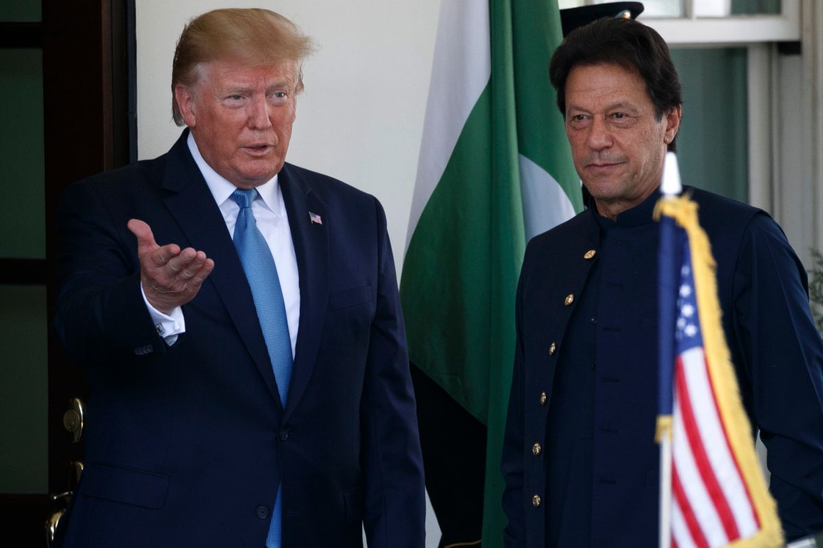 ▲美國總統川普22日接見巴基斯坦總理伊姆蘭汗，被問及反送中議題，認為習近平處理非常負責。（圖／美聯社／達志影像）