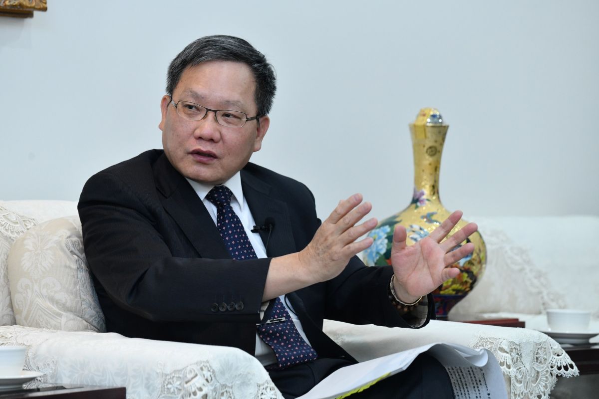 ▲財政部長蘇建榮認為，境外資金回流專法的適時立法通過，剛好在國際反避稅趨勢及美中貿易戰發生時，可以透過台商回流，讓台灣產業進一步升級及產業鏈重新架構的機會。（圖／記者林柏年攝）