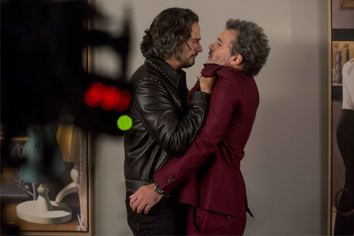 ▲安東尼奧班德拉斯（右）演技能屈能伸，榮獲坎城影帝。（圖／傳影互動）