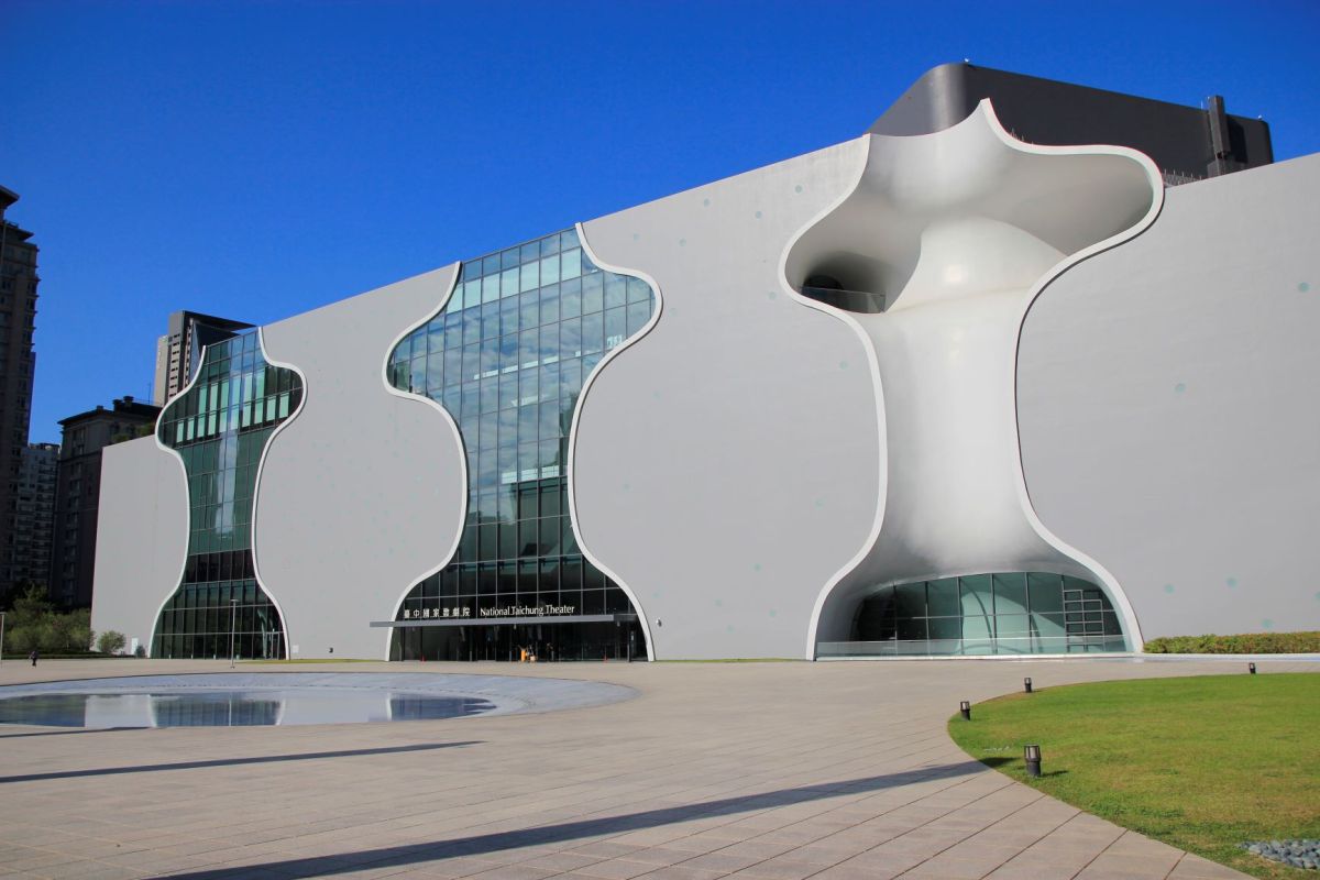 ▲臺中國家歌劇院舉辦探索日，將開放平日有門禁的劇場後台工作區，揭開神密面紗。（圖／臺中歌劇院提供）