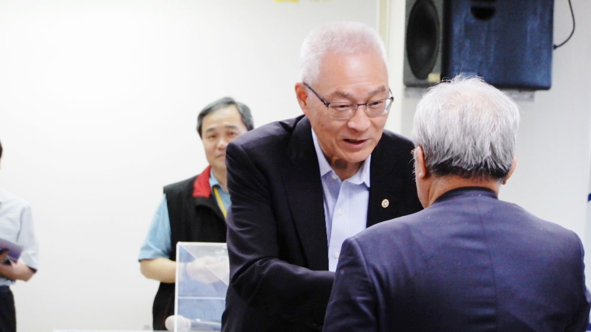 國民黨主席吳敦義29日出席第20屆中央評議委員第3次會議。（圖 / 記者陳弘志攝，2019.07.29）