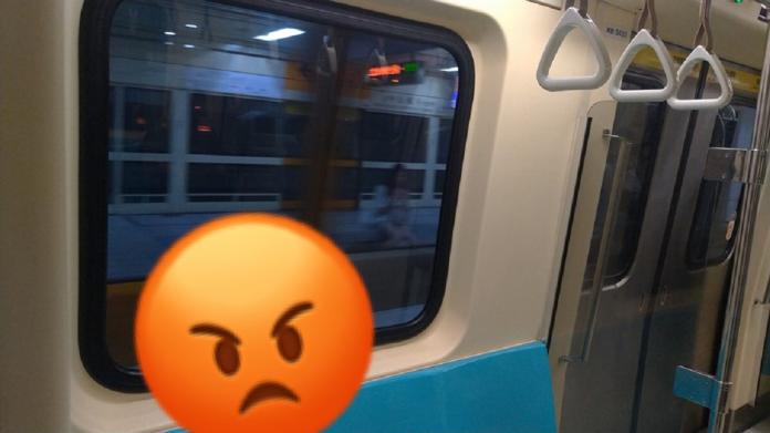 台灣人都怒了！捷運車廂內拍到超「惡劣行為」沒水準到家
