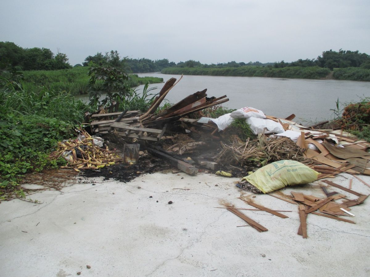 ▲嘉義縣政府將加強查緝違法棄置廢棄物，並祭出嚴重法令制裁。（圖／嘉義縣政府提供）