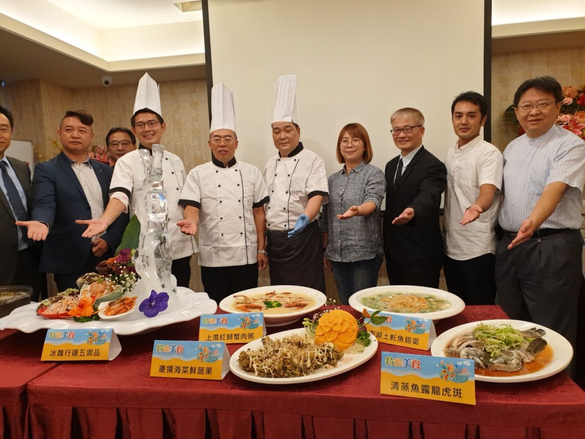 ▲澎湖縣府組成的行銷團，首度跨海到台中行銷美食與觀光。（圖／金武鳳攝，2019.7.30)