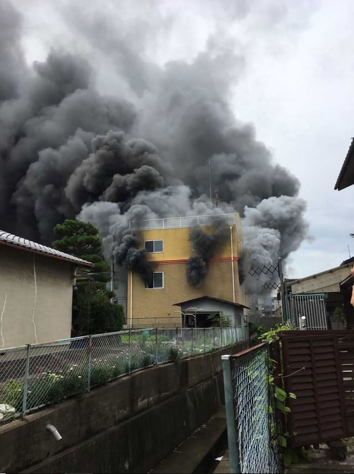 ▲京都動畫舉辦的小說徵文活動中，有跟縱火犯青葉真司同名同姓的投稿者。（圖／翻攝自推特）