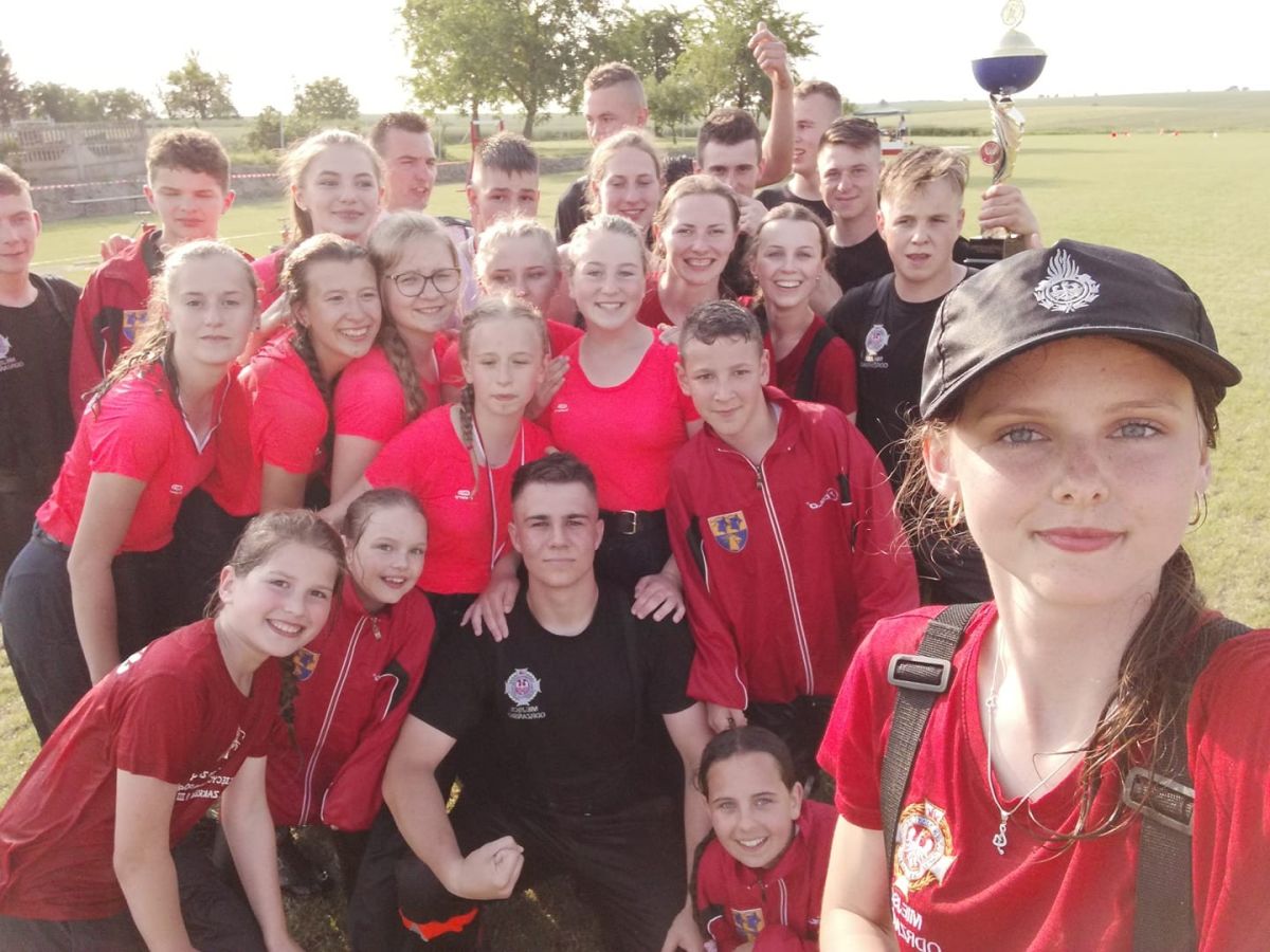 ▲波蘭有座村莊的居民絕大多數都是女子，終於在日前喜獲 10 年來首位男嬰。（圖／翻攝自 MDP i OSP Miejsce Odrzańskie 臉書）