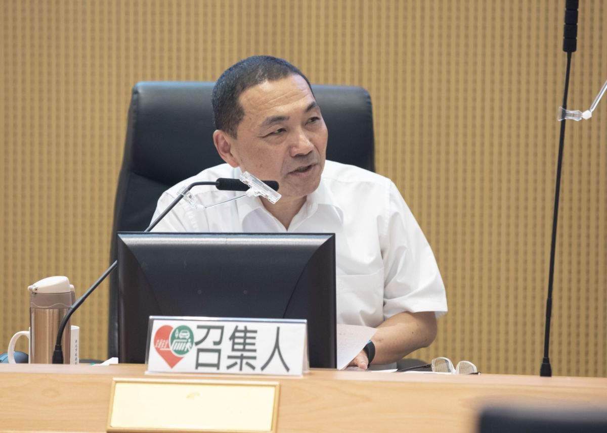 ▲侯友宜強調，交通為民怨之首，不可忽略民意聲音，未來有關捷運夜間的施工，他也會隨時視察。（圖／新北市政府提供）