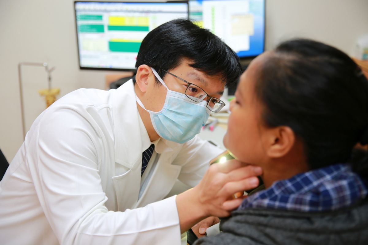 ▲39歲楊小姐長期感到胸悶、胸痛，甚至無法躺平入睡，症狀持續一年多。（圖／花蓮慈濟醫院提供）