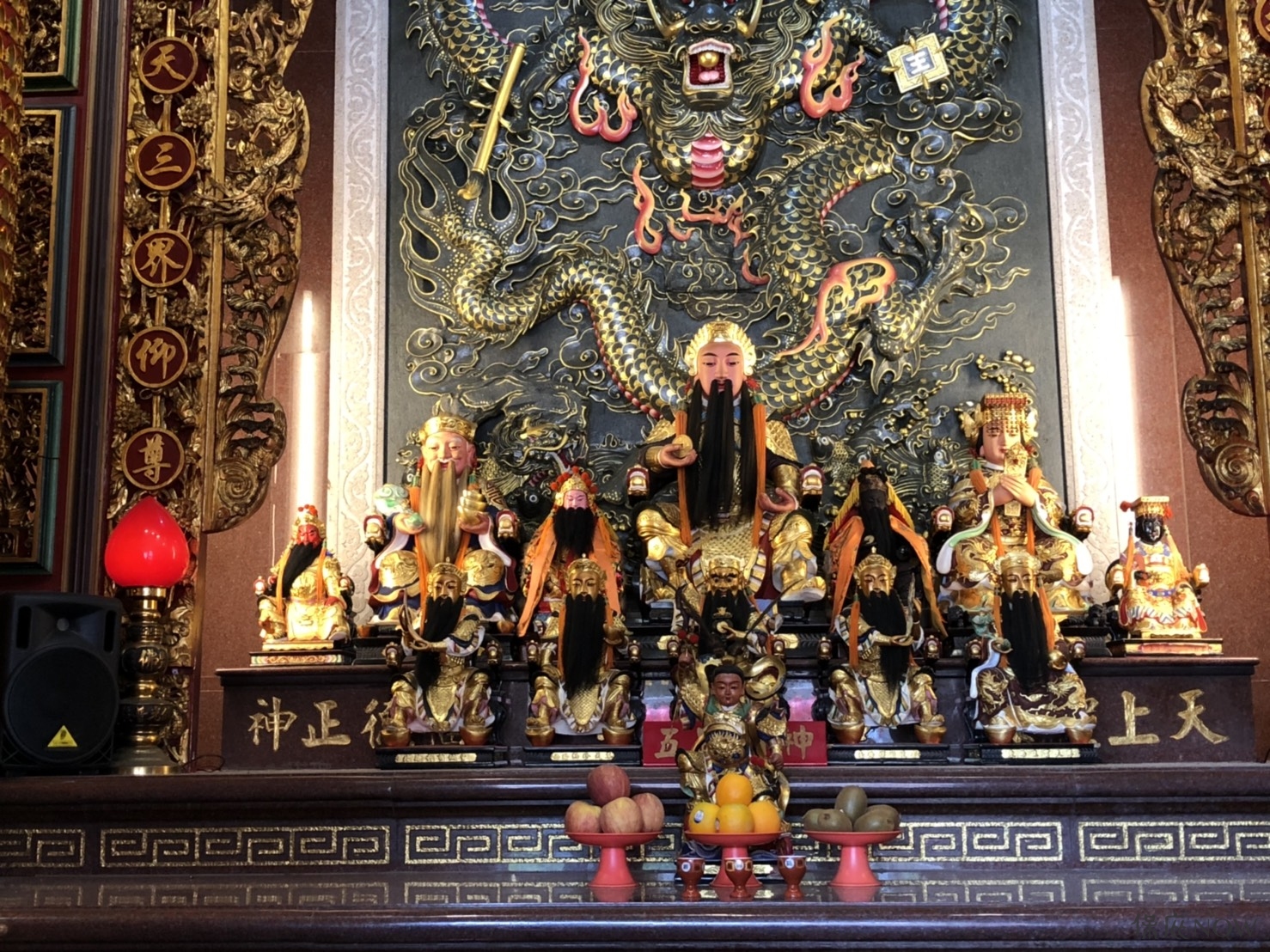 芝山巖聖佑宮石頭公。(圖/記者連宜方攝)