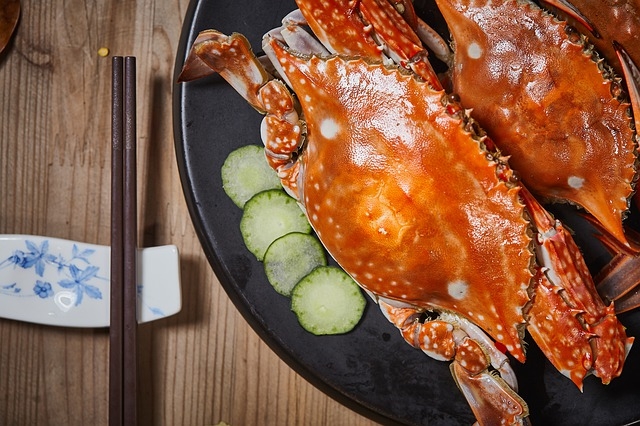台灣有孕婦禁吃螃蟹的說法。（圖／PIXABAY）