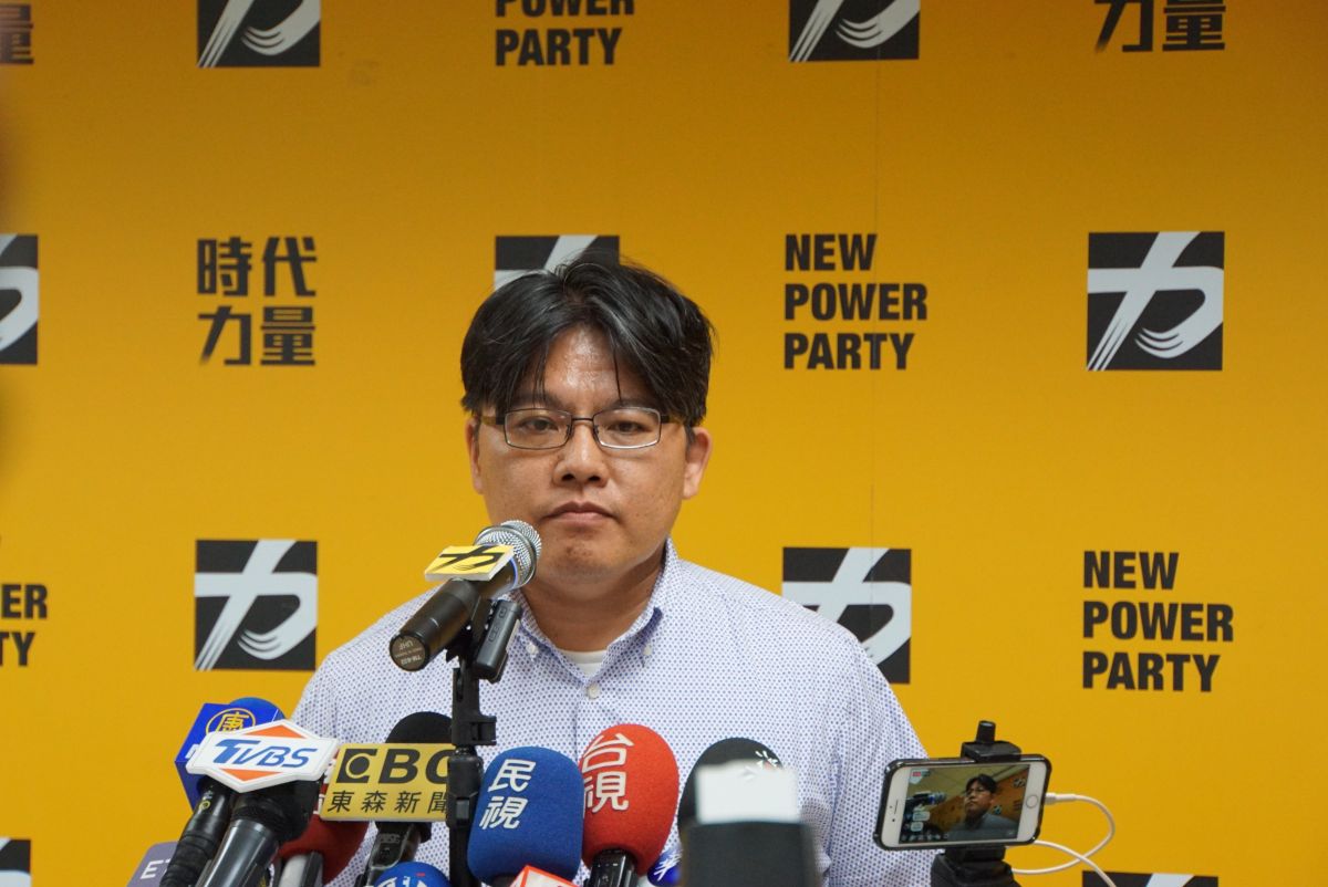 ▲立委林昶佐昨天宣布退黨，時力黨主席邱顯智第一時間召開記者會表示將極力慰留。（圖／記者呂炯昌攝, 2019.8.1）