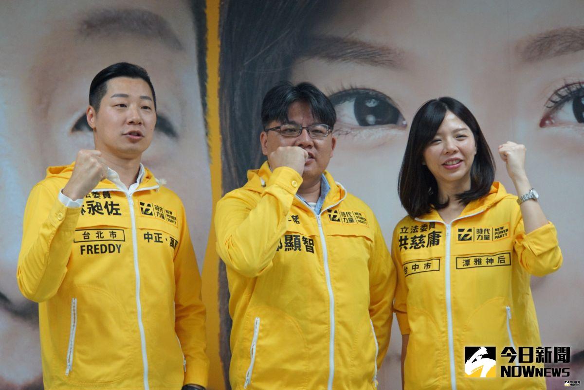 ▲林昶佐（左）宣布退黨，時代力量的路線之爭再度浮上檯面。（圖／記者呂炯昌攝）