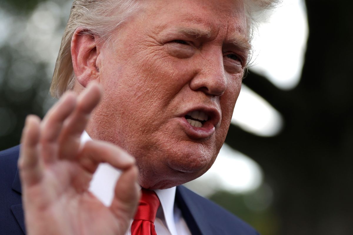 ▲川普以推文突襲，宣布對中國加徵新關稅的消息。（圖／美聯社／達志影像）