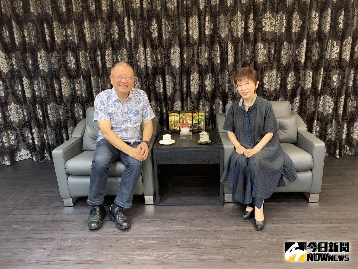 ▲前立法委員陳杰造訪前國民黨主席洪秀柱，希望洪秀柱轉戰立委艱困選區。（圖／記者陳雅芳攝，2019.08.02）