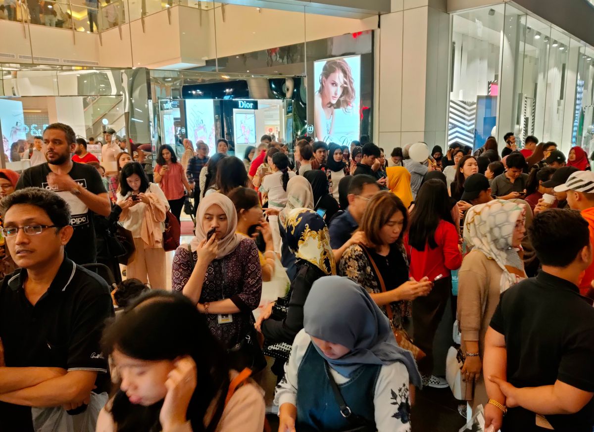 ▲印尼萬丹省2日晚間7時左右發生規模7.4強震。（圖／美聯社／達志影像）