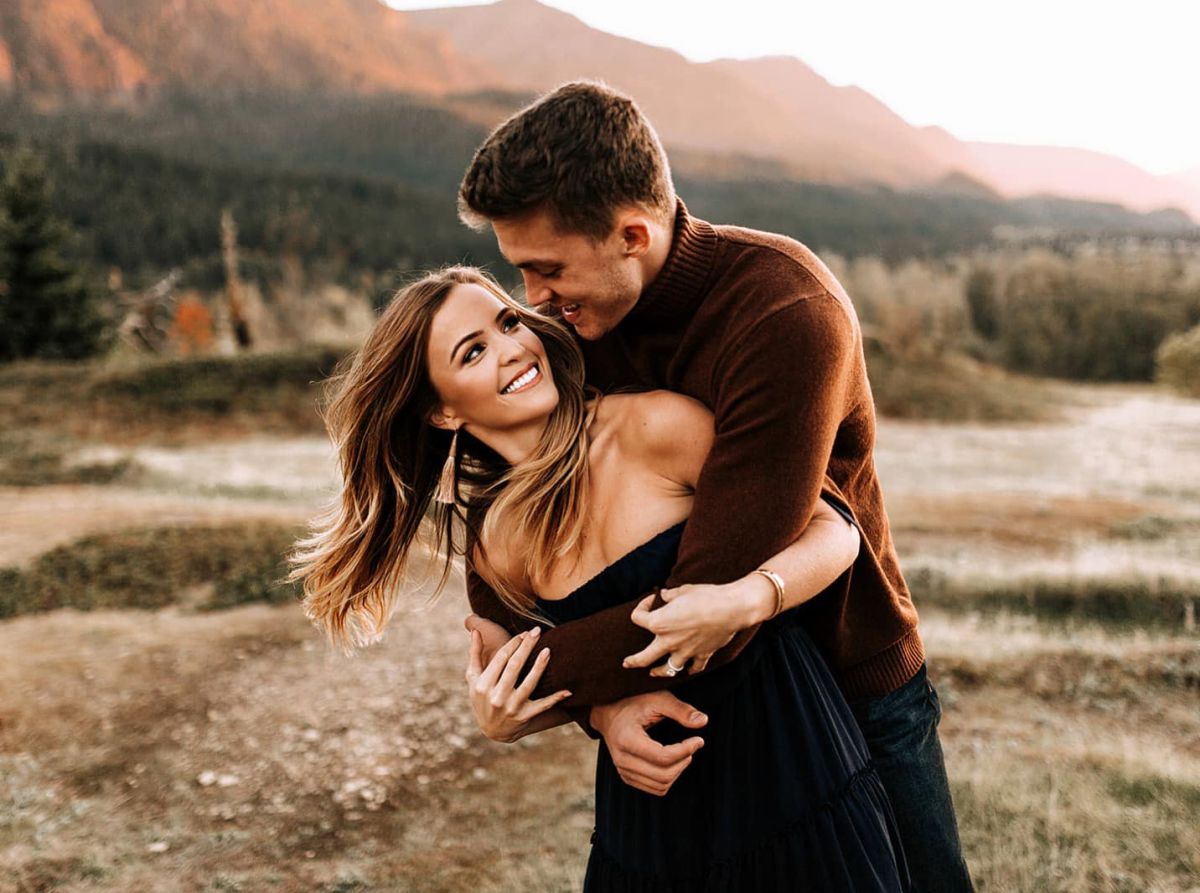 Meyers Leonard和老婆Elle。（圖／翻攝自Meyers Leonard臉書）