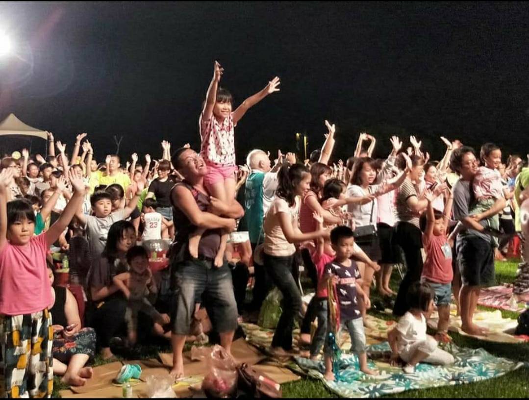 ▲紙風車劇團在臉書宣布因「台中市政府不歡迎」，未來公益演出將全數跳過台中，對此，立法院副院長蔡其昌透過臉書表示，盧市府「政治可以有不一樣意見，但不要遷怒孩子」。▲(圖／擷取紙風車劇團臉書2019.8.5)