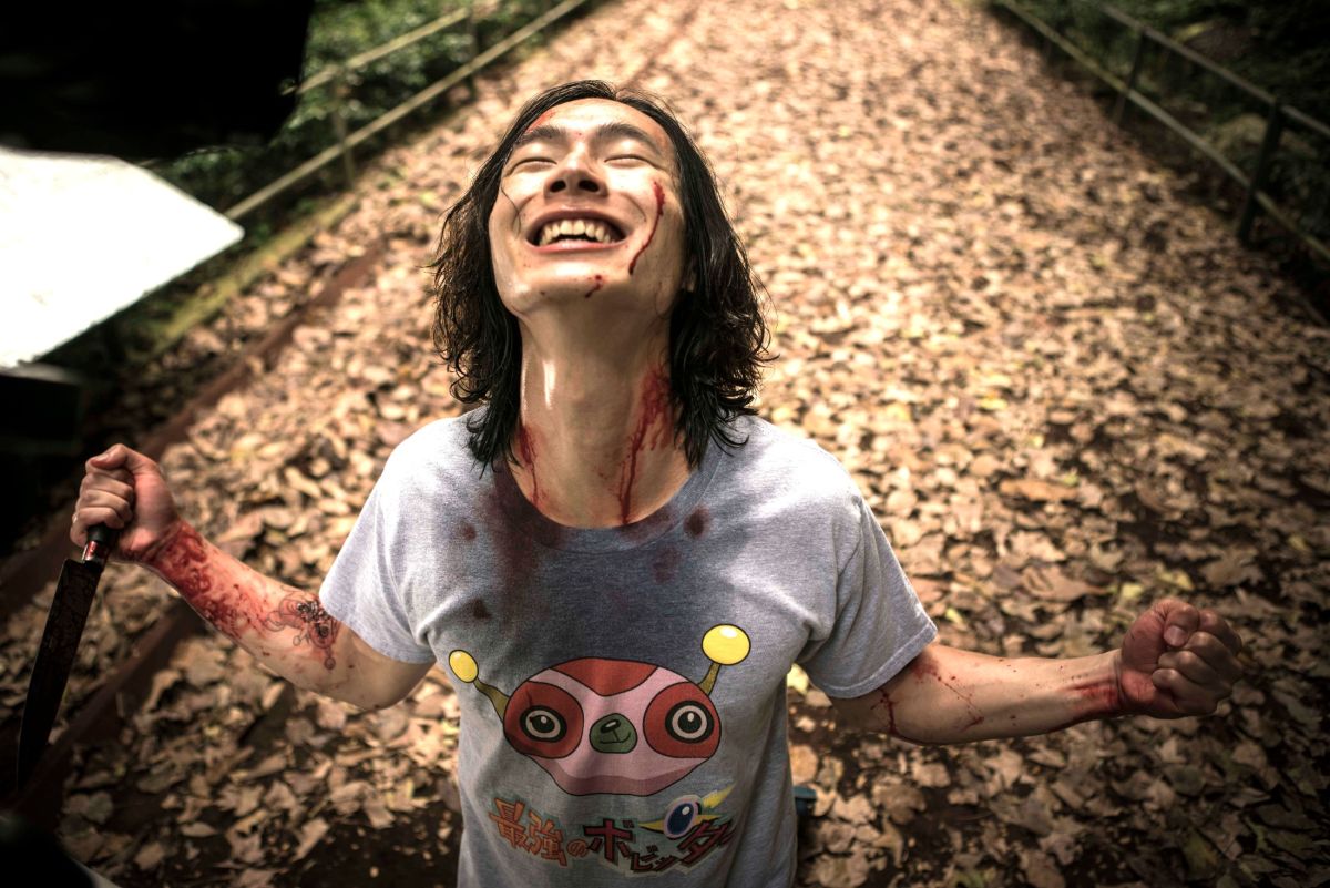 ▲黃河演出渾身是血的虐殺戲。（圖／安澤映畫）