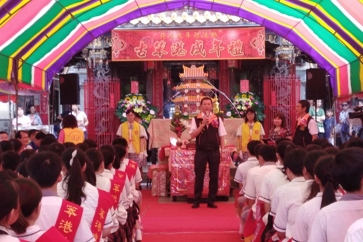 ▲笨港媽祖文教基金會董事長謝奇峰表示，成年禮是台灣社會古傳儀禮，俗稱「做16歲」又稱「脫絭」。（圖／記者洪佳伶攝 , 2019.08.07)