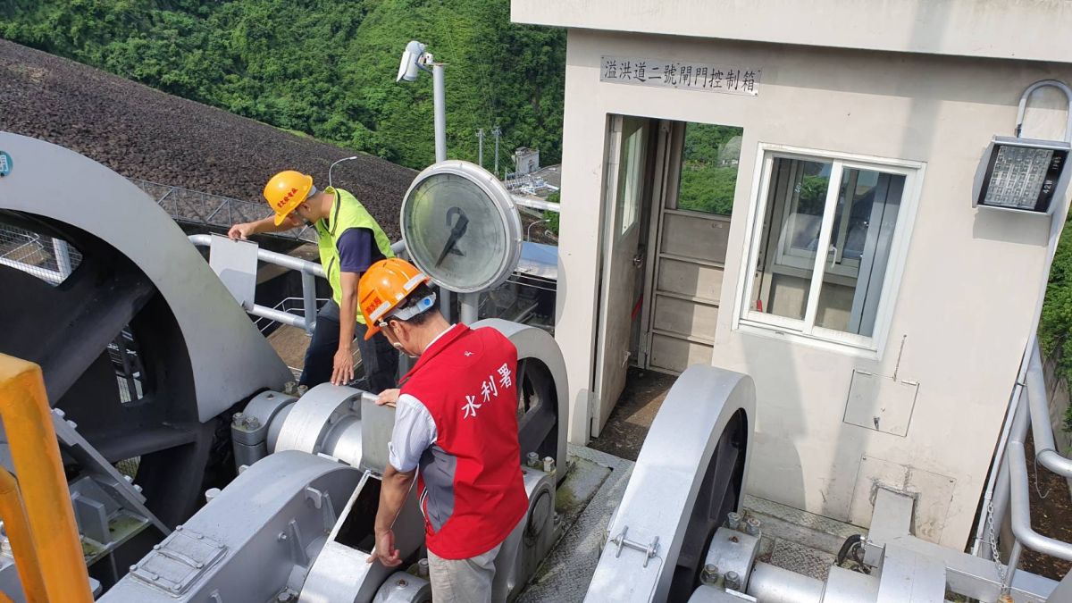 ▲今年第9號颱風利奇馬稍早正式升級為「中度颱風」，經濟部水利署防災資訊網也公告今（7）日最新水庫警戒。（圖／示意圖，取自防汛抗旱粉絲團、水利署南區水資源局）